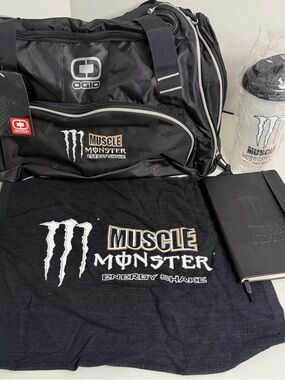 Ogio Monster Muscle T3 Gym Kit Monster Energy Shake Rare Open Box Gym Bag Towel